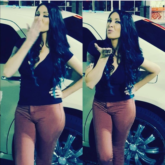 M E E T Y O U R P O S H E R 💕 - Picture 5 of 8